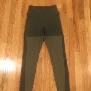 Nikki Blackketter x Gymshark leggings